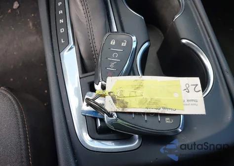 2021 Chevrolet Equinox Awd Lt from USA, damaged, VIN 3GNAXUEV3MS171360